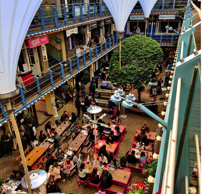 Kingly Court