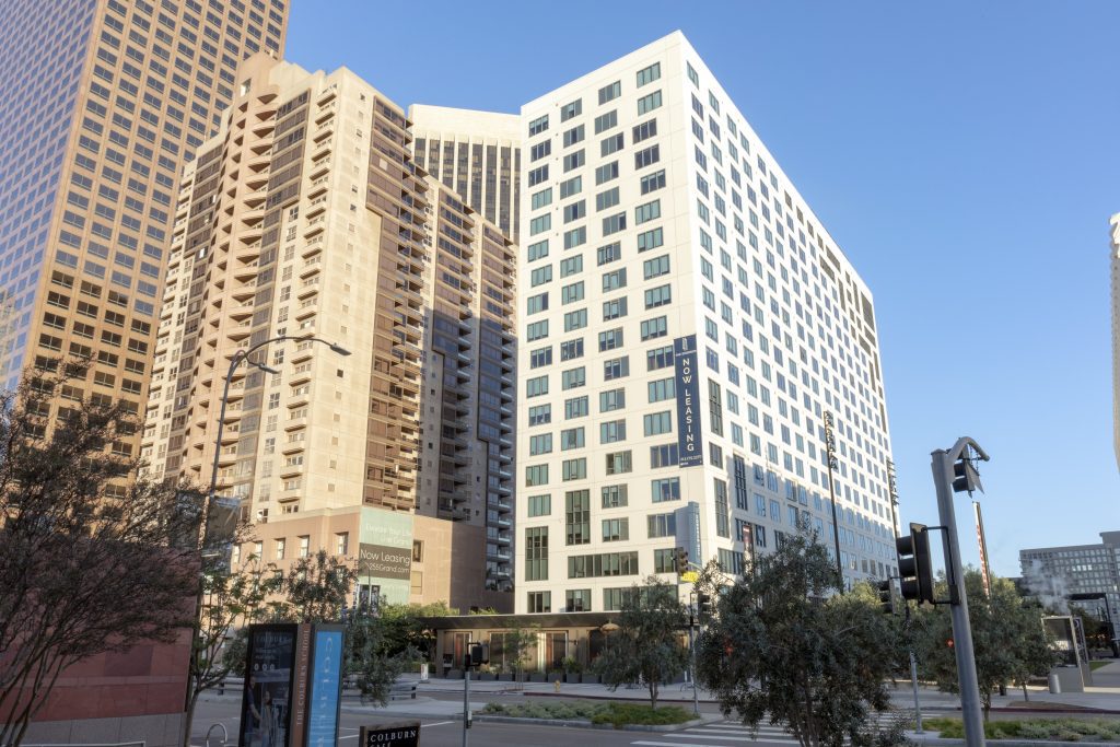 LOS ANGELES

