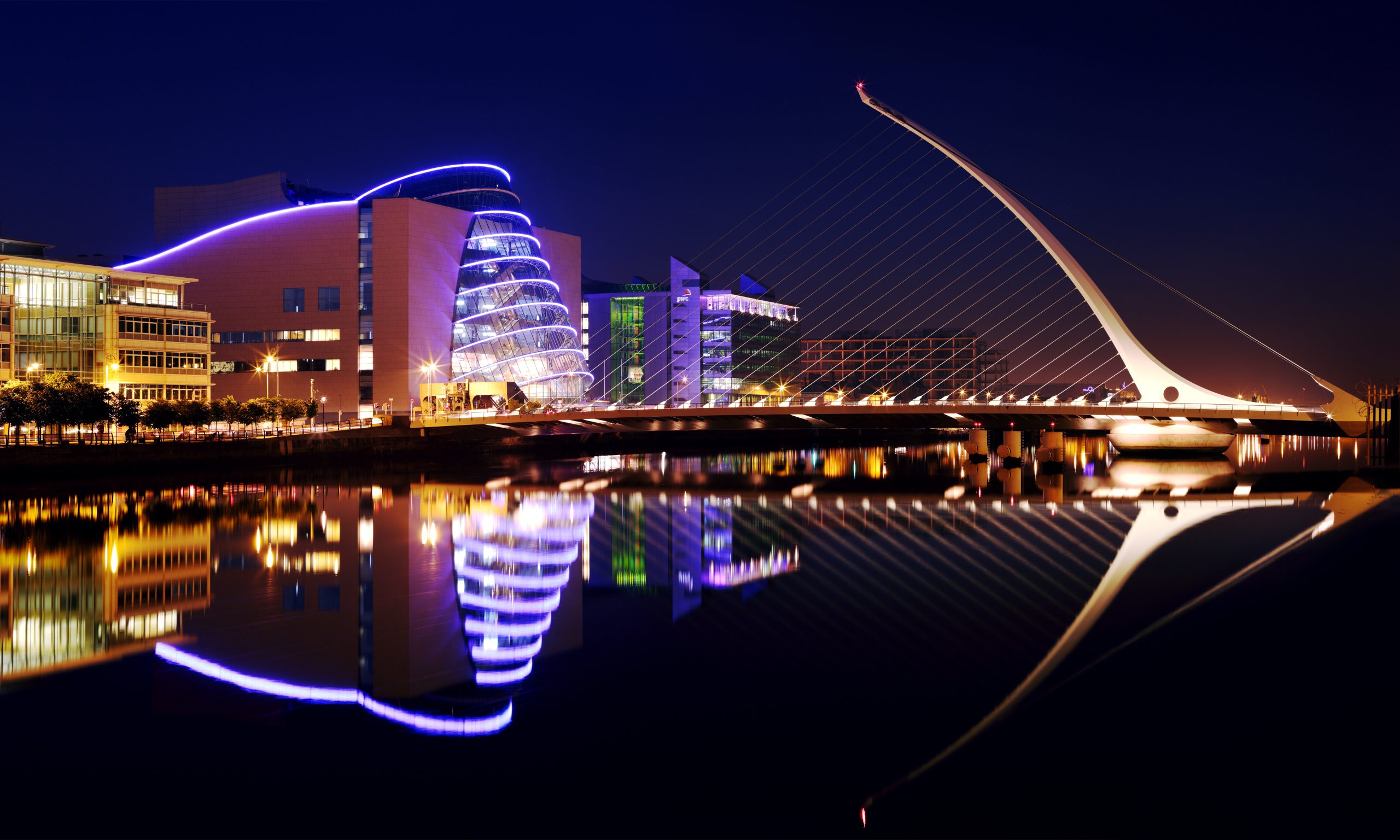 Dublin Convention Center and Samuel Beckett Bridge.